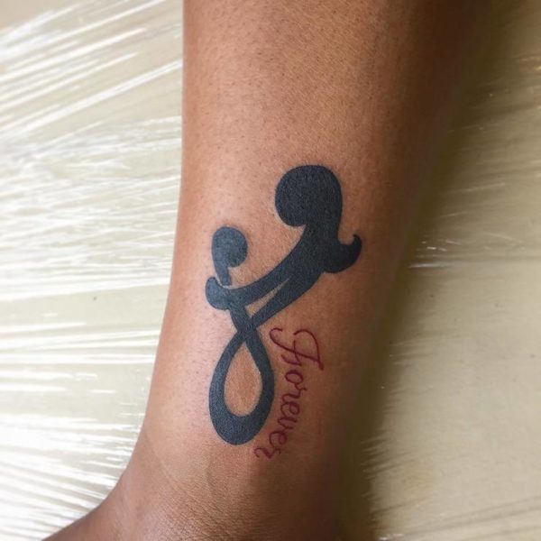 60 dětských tetování pro maminky, které vyjadřují jejich lásku