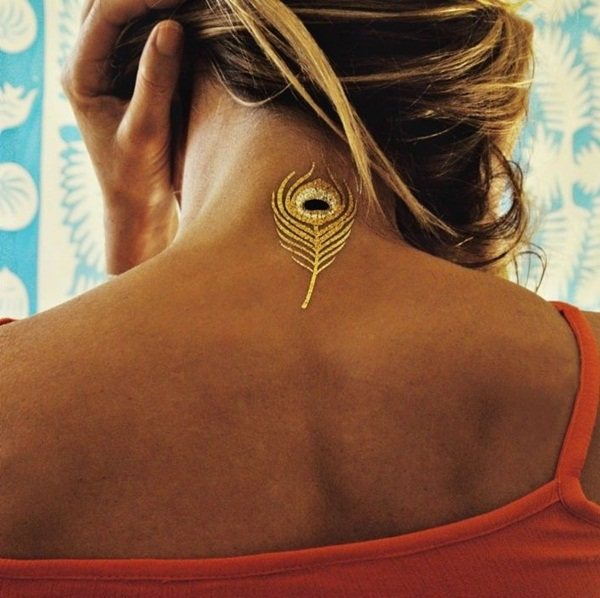 70 idées de tatouages en or pour les femmes (guide d'inspiration)