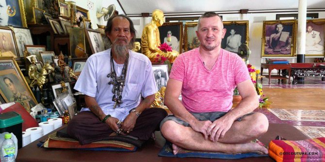 Alex Couture et Ajahn Kob. Ayutthaya, Thaïlande.