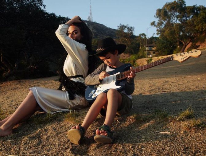 Alena Vodonaeva with her son