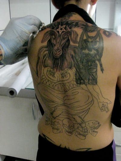 Baphomet representado con la cabeza de una cabra