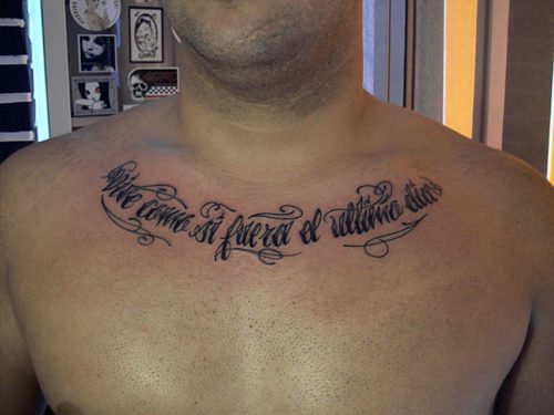 Plus de 120 phrases de tatouage pour les hommes