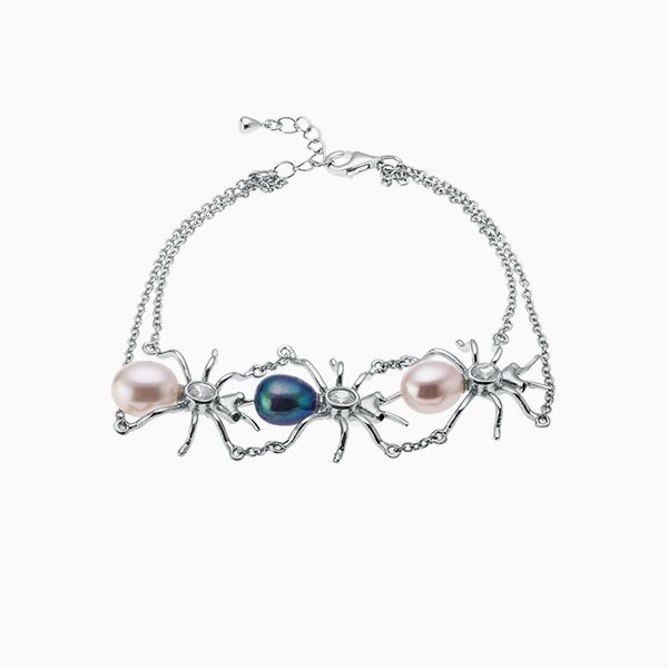 SL гривна с перли и кубичен цирконий