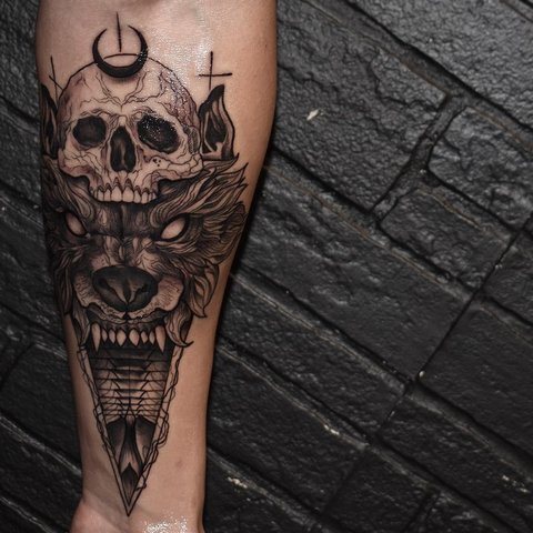 Mit jelent a farkas tetoválás? A farkas tetoválás jelentése férfiak és nők számára: fotó