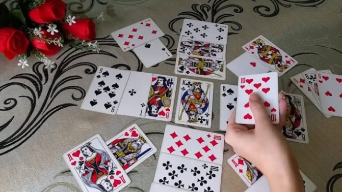 Srdcová královna se srdcovým králem