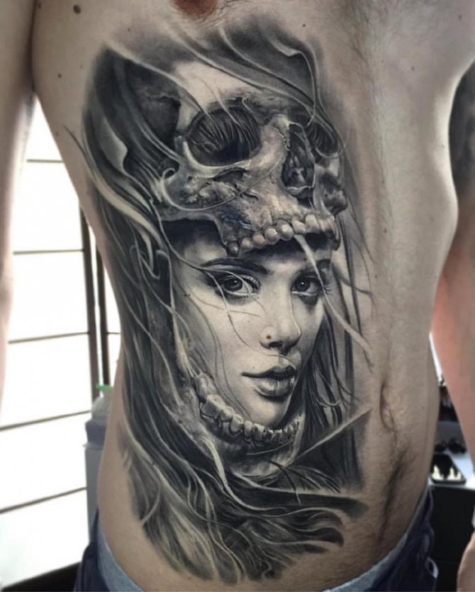 Fille et crâne sur le côté