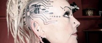 tyttö, jolla on lävistys