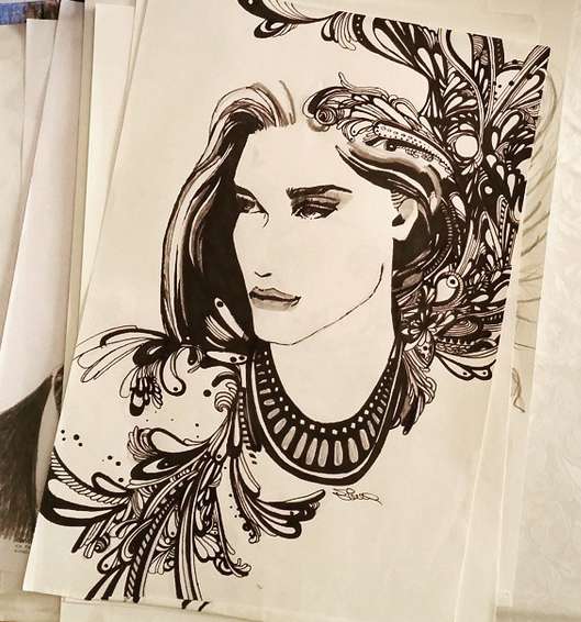 Tyttö, jolla on kuvio