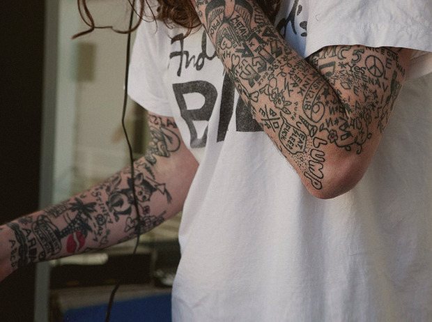 Devoirs : Guide de la culture du tatouage à la maison. Image n°14.