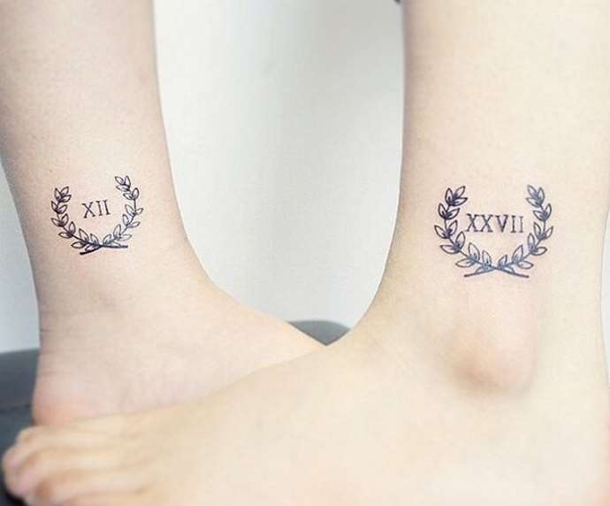 two wreaths with dates