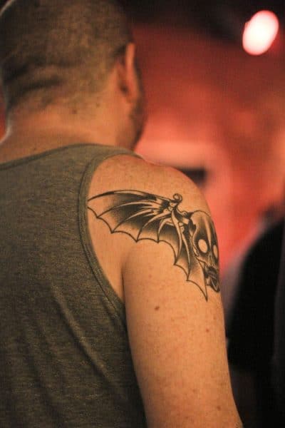 El diablo, es sólo una cabeza con alas