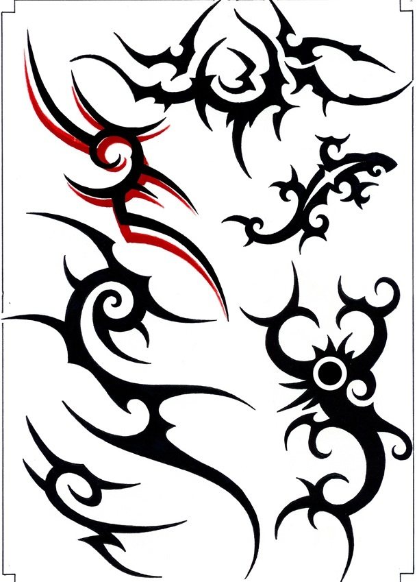 Bocetos para tatuajes en forma de patrones gráficos