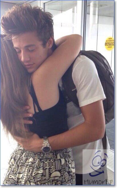 Kuva kaveri ja tyttö takaisin