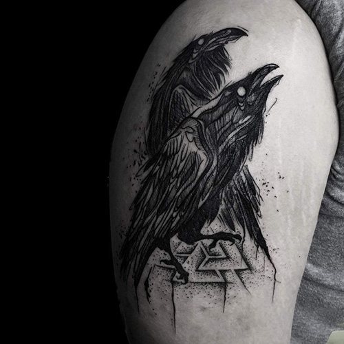 Tetování Hugin a Munin. Význam, náčrtky na zádech, ramenou, krku, paži