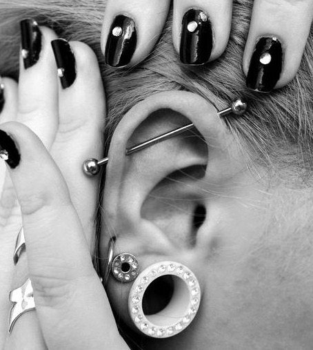 piercings industriels 10 foto tattoo tattoos
