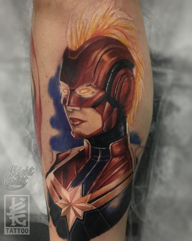An image of Captain Marvel on the Leg