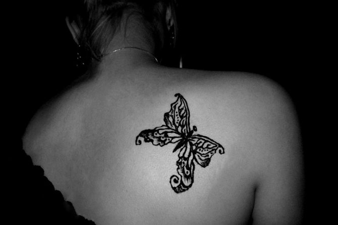 Images with a henna butterfly