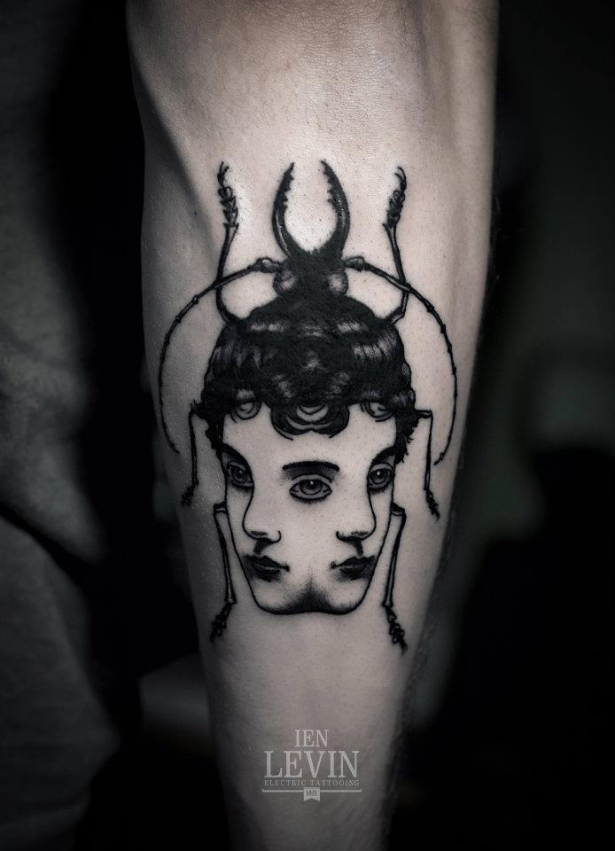 イアン・レヴィン