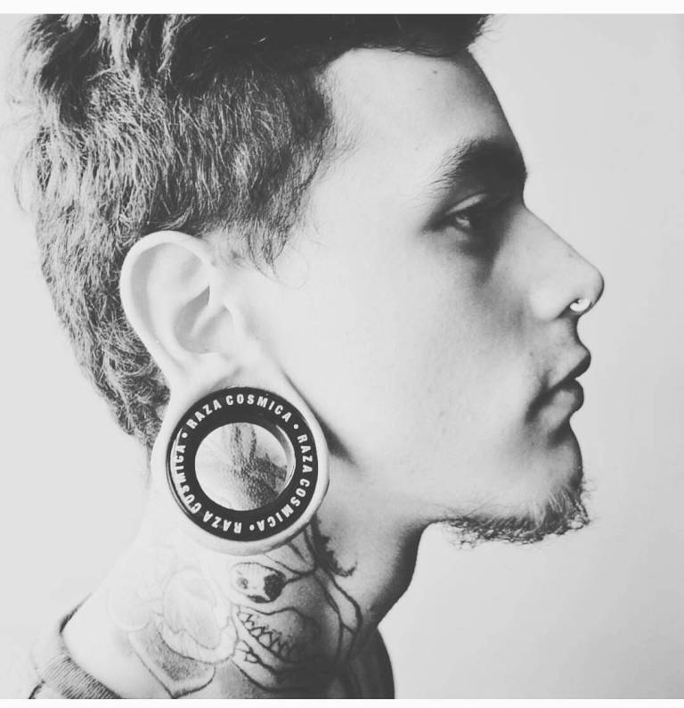 πώς να κάνετε τούνελ στα αυτιά