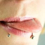 Kuidas varjata oma ema eest vaheseinu. Kuidas peita augustamist