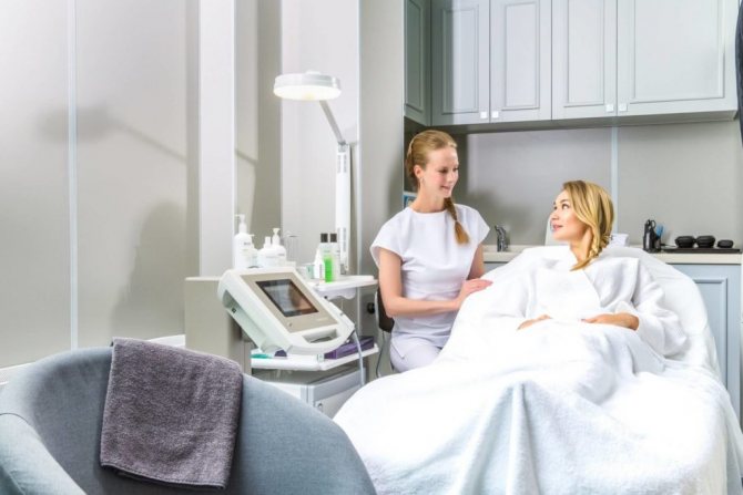 Hvilke spørgsmål du skal stille til plejepersonalet