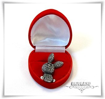 Пръстен със зайче