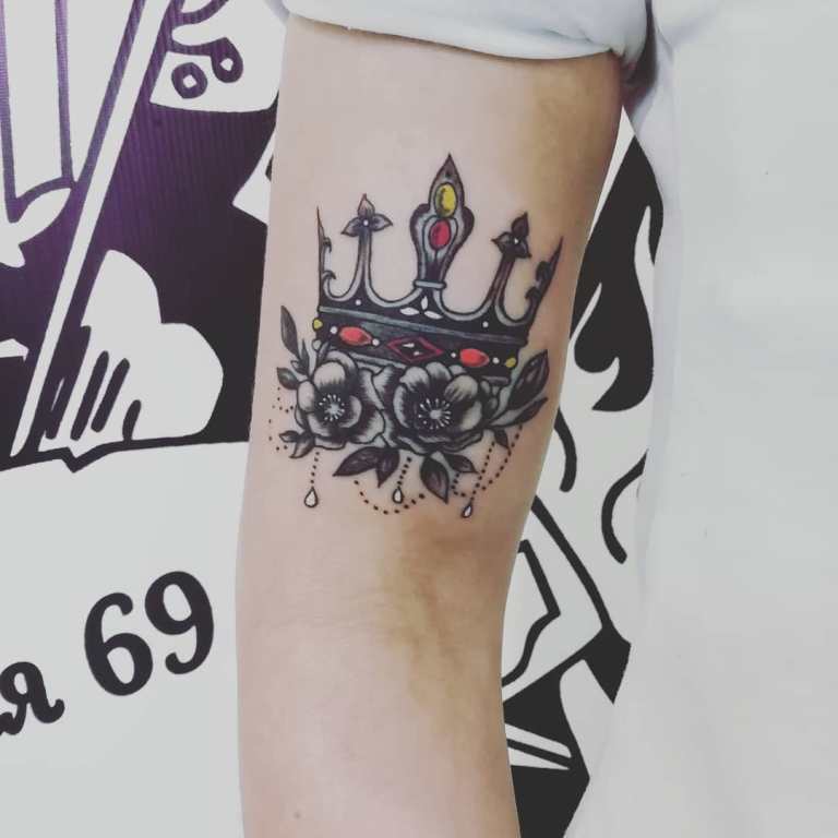 crown tattoo meaning