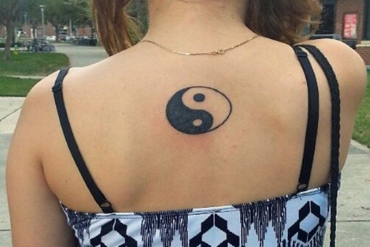 Kauniit naisten tatuoinnit. kuvia ja merkityksiä piirustuksia, tatuointi malleja tytöille