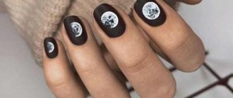 Bella manicure in bianco e nero