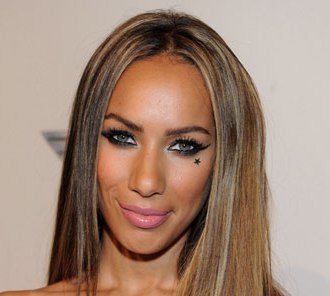 Leona Lewis et son tatouage d'étoile