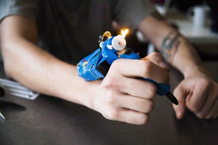 La machine est en marche depuis plusieurs heures