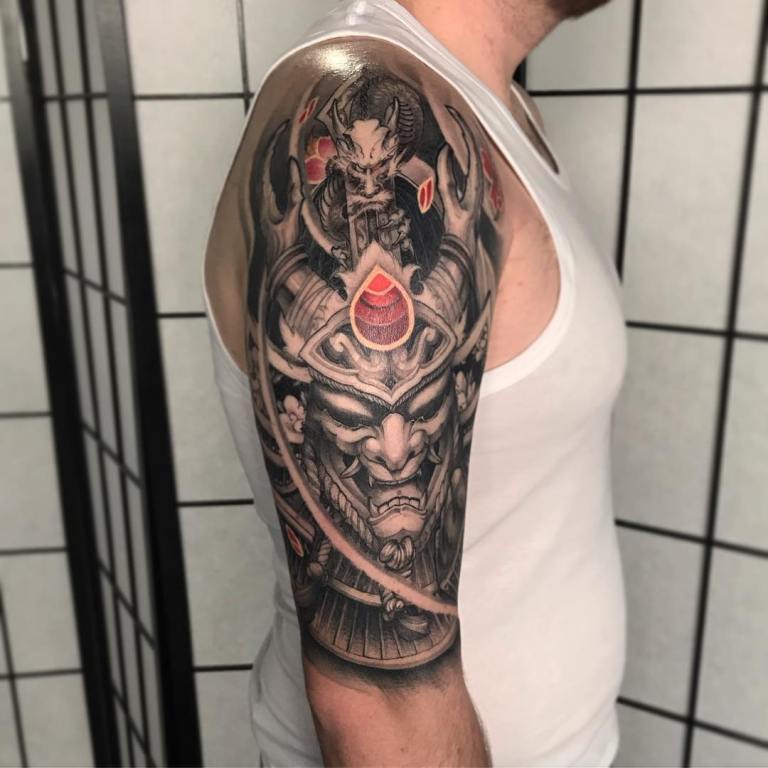 μάσκα σαμουράι