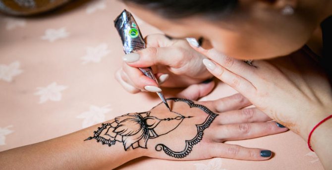 Mehendi pour les débutants : conseils, photos et vidéos