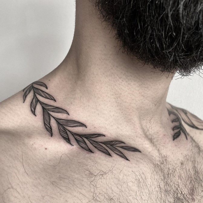 Tatouages masculins à la mode 2021-2022 : quelles tailles choisir, quels sont les meilleurs motifs et quels sont les endroits à tatouer ?