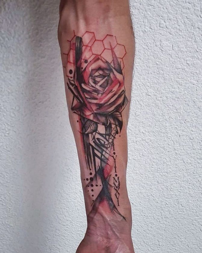 Tatouage masculin à la mode 2021-2022 : quelles tailles choisir, quels sont les meilleurs motifs et quels sont les endroits où se faire tatouer ?