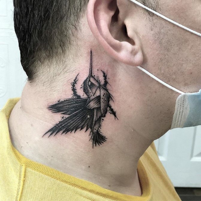 Tatouages masculins à la mode 2021-2022 : quelles tailles choisir, quels sont les meilleurs motifs et quels sont les endroits à tatouer ?