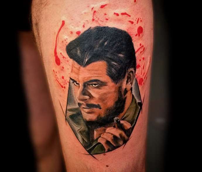Young Che Guevara on a tattoo