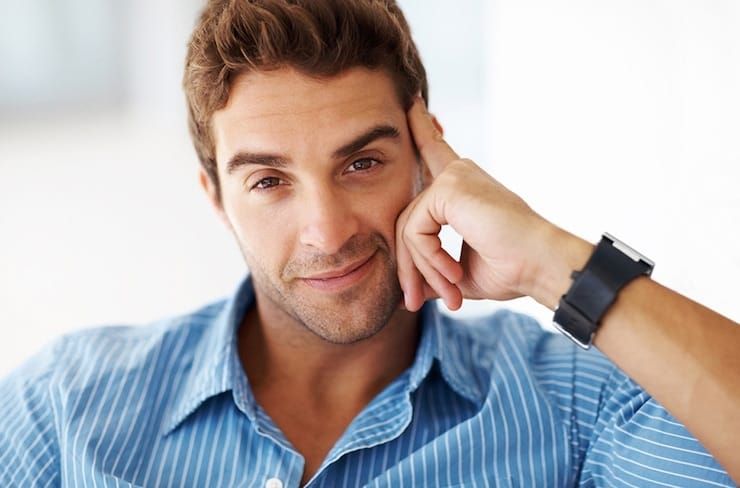 Mann hübsches Lächeln