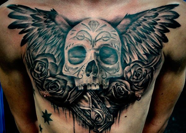 Tatouages d'hommes sur la poitrine 9