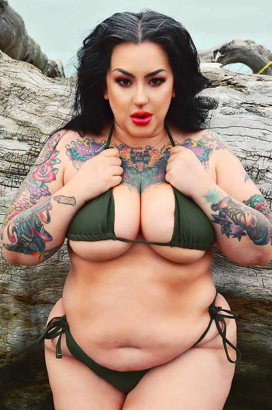 Teljes test tetoválás