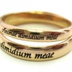 Οι λατινικές επιγραφές κερδίζουν δημοτικότητα