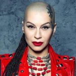 ナルギズ・ザキロヴァ バイオグラフィー