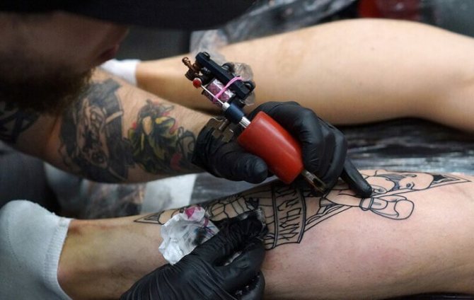 quanto fa male farsi un tatuaggio