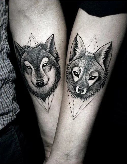 Tatuaggi accoppiati per gli amanti: 50 grandi idee per dire che state insieme per sempre