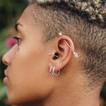 τρύπημα στο αυτί