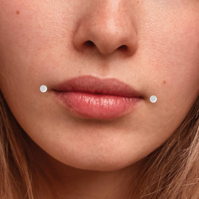 piercing de la mordedura de la dalia