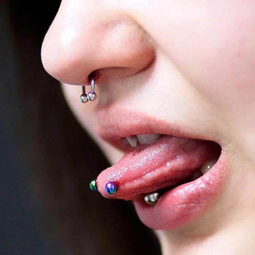 Tongue Piercing rod. Photographies, comment choisir, la taille du bijou, l'entretien