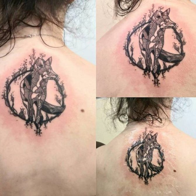 Tatoveringstape på ryggen