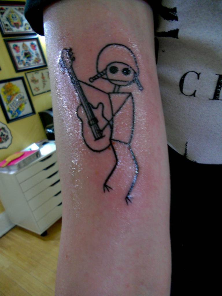 miks tüdrukud saavad tätoveeringuid