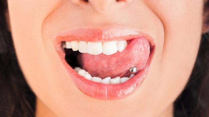 Pourquoi les filles se font percer la langue